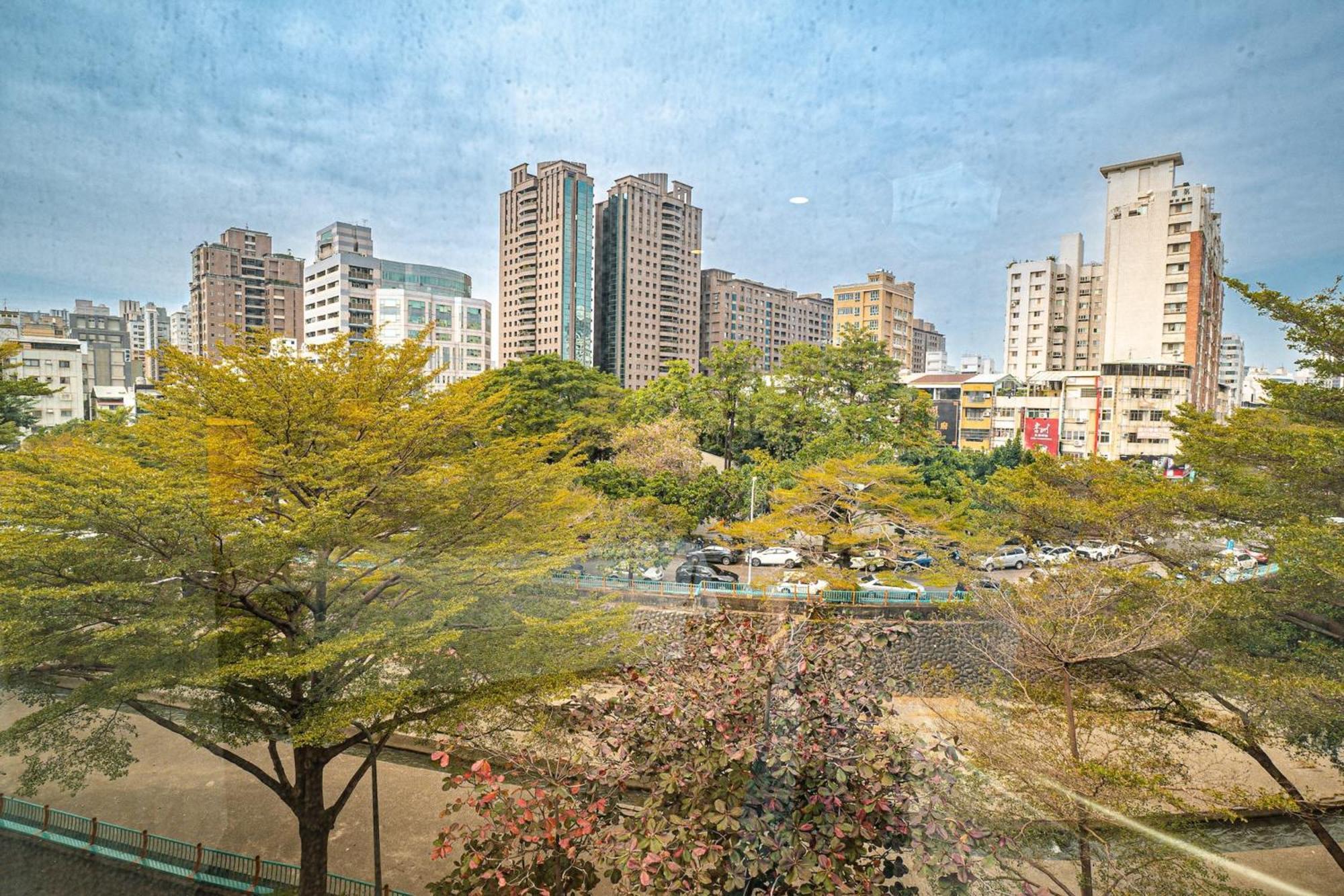 โรงแรมแฮมิลตัน ไถจง ภายนอก รูปภาพ